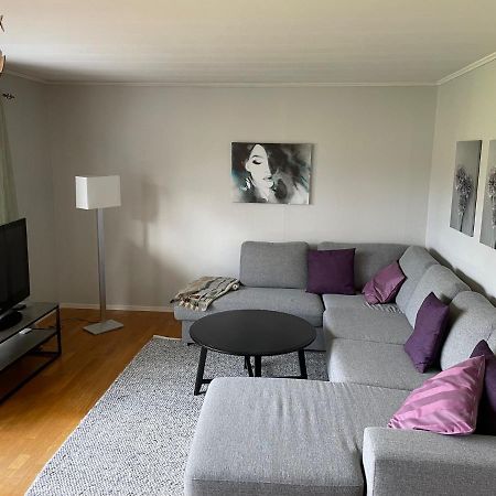 Familjevaenligt Hus Naera Isaberg! Villa Hestra Exterior foto